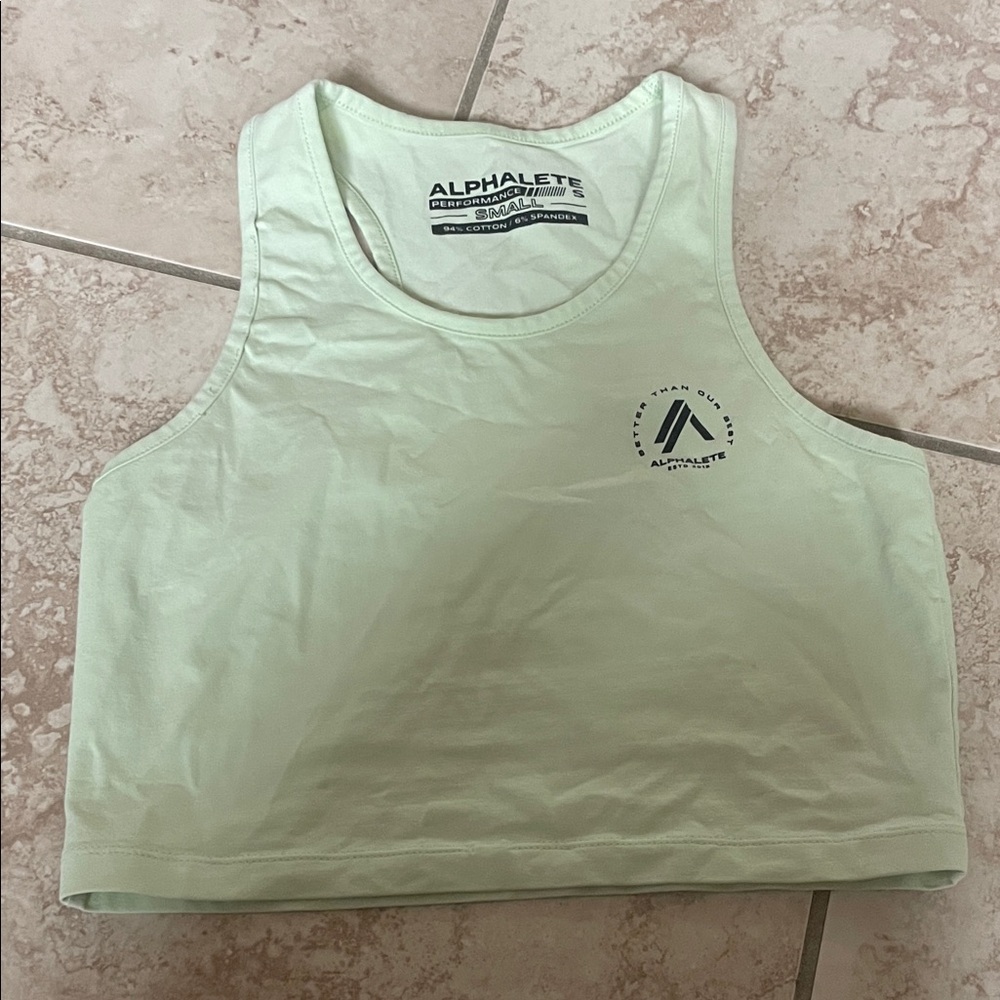 Alphalete crop small top